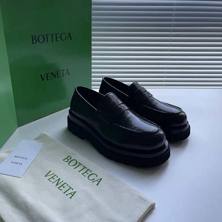 Bottega Veneta Shoe 